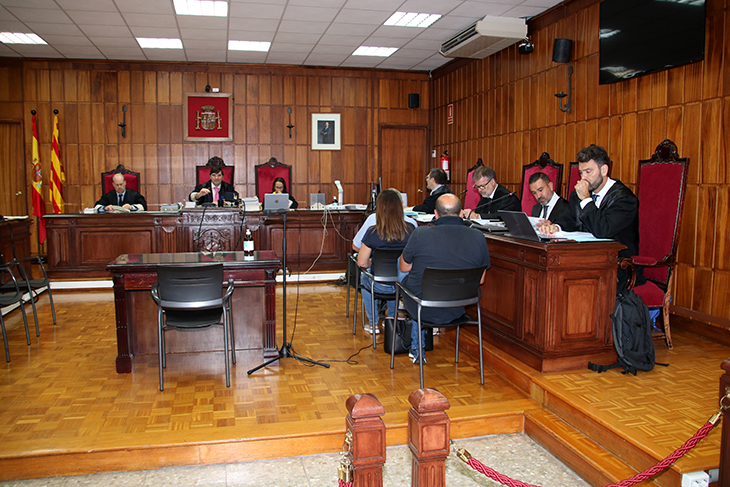 Un expolicia de Roda de Berà declara en el judici contra l’exalcalde que va retirar 3.000 euros per petició del batlle