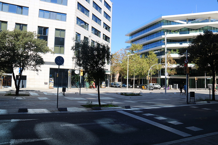 Sis ferits per arma blanca, dos d’ells greus, en una baralla a la Nova Icària a Barcelona