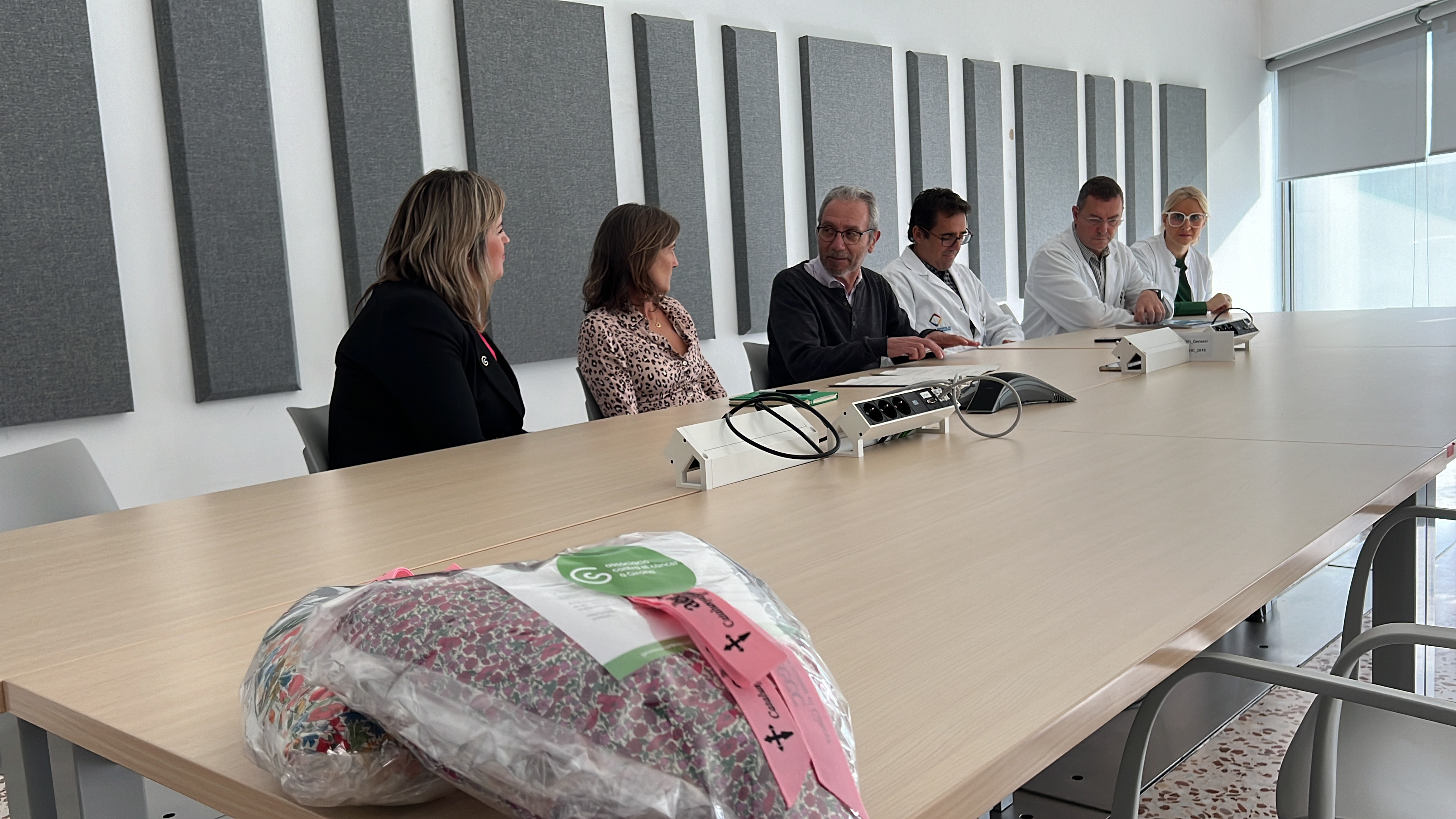 L’Associació Contra el Càncer a Girona signa un conveni amb l’Hospital de Cerdanya per oferir serveis a la comarca