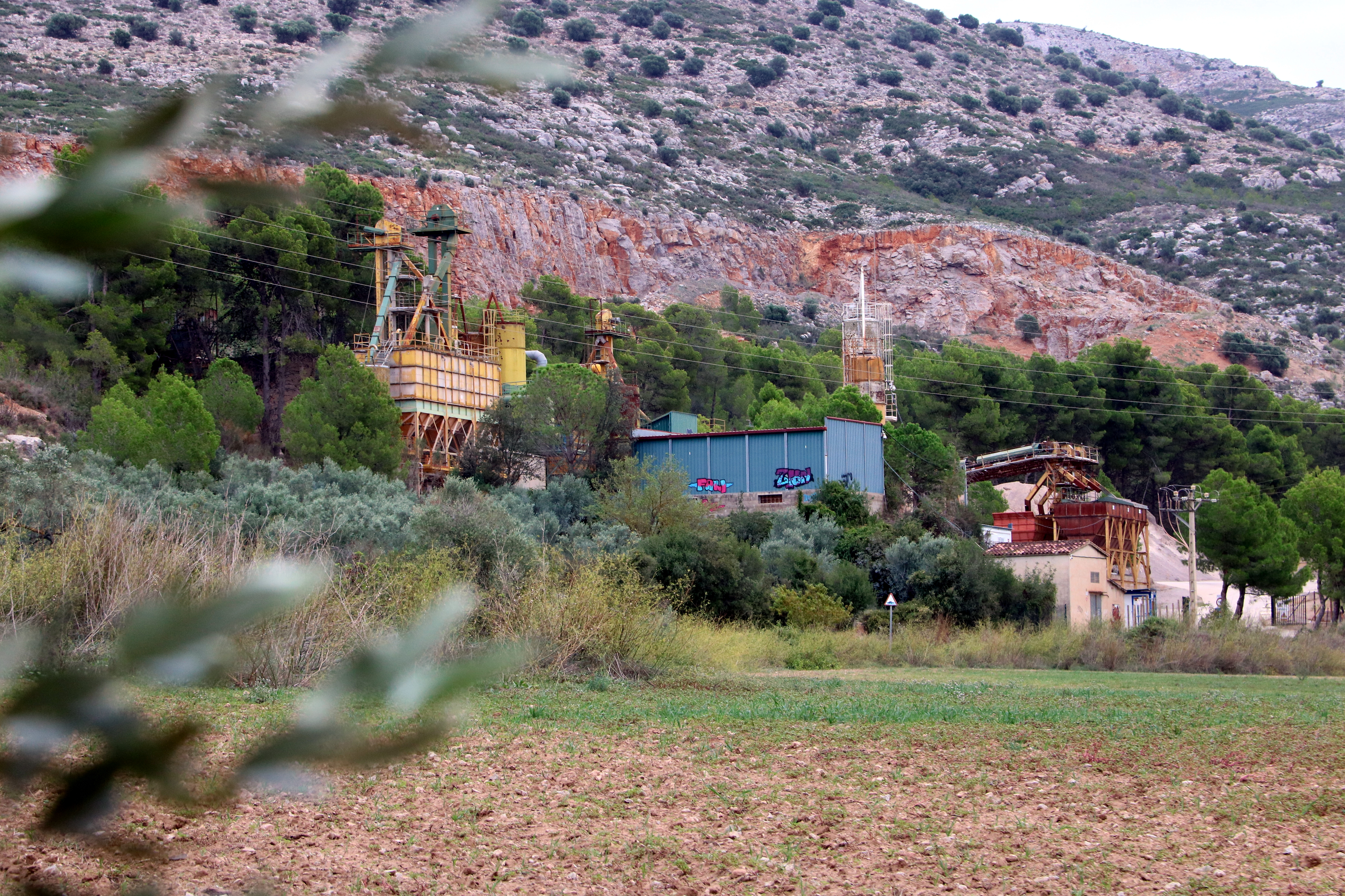 Acció Climàtica farà tancar la pedrera d’Ullà i obligarà la promotora a refer el pla de restauració
