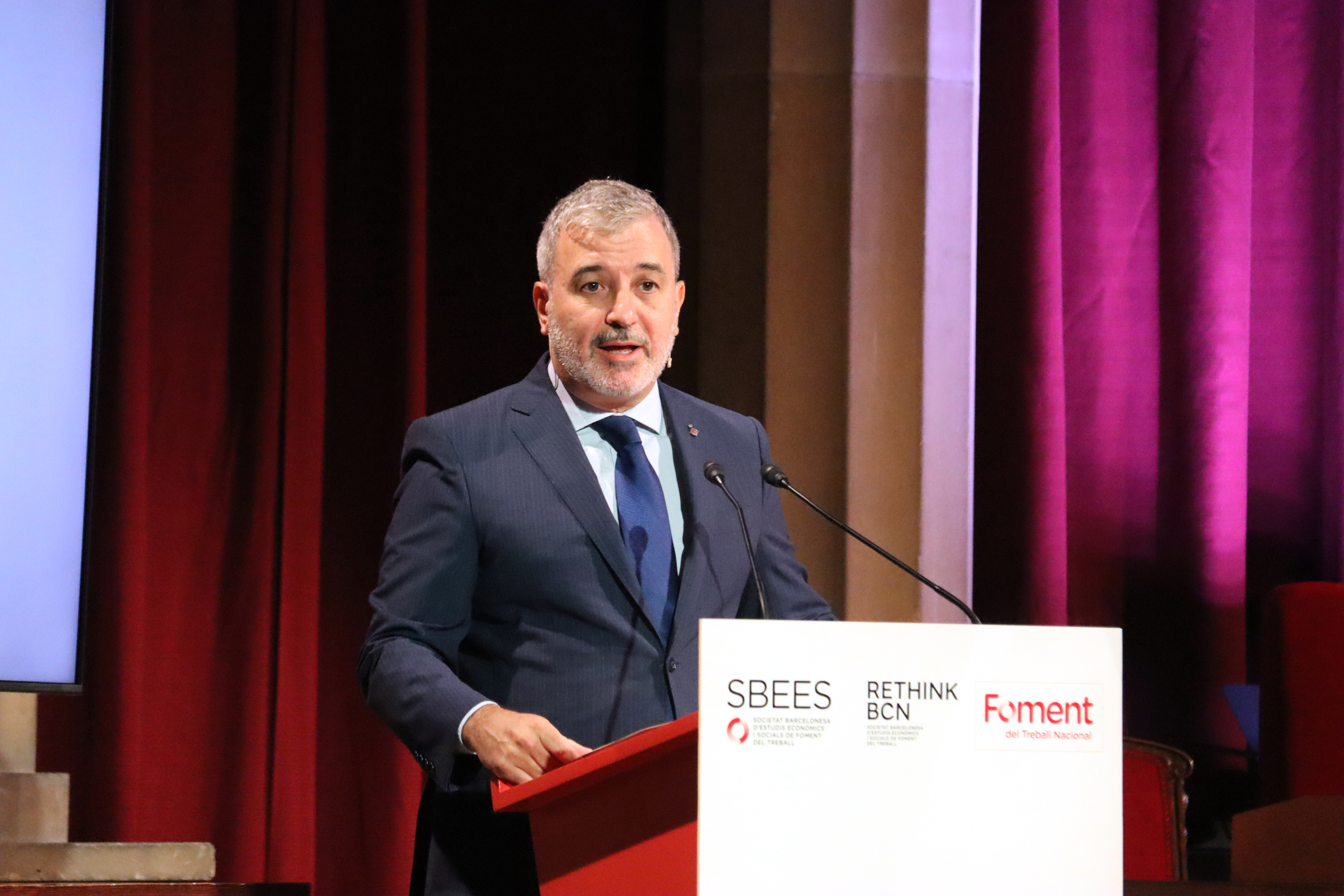 Collboni defensa ampliar l’AMB a tot el Vallès Occidental, el Vallès Oriental, el Maresme i el Garraf abans del 2030