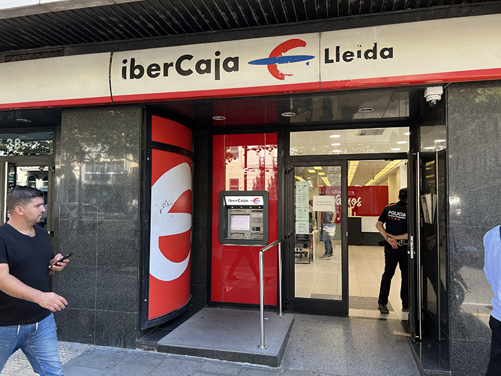 Detenen a Saragossa a l’home que va atracar dilluns una oficina bancària a Lleida