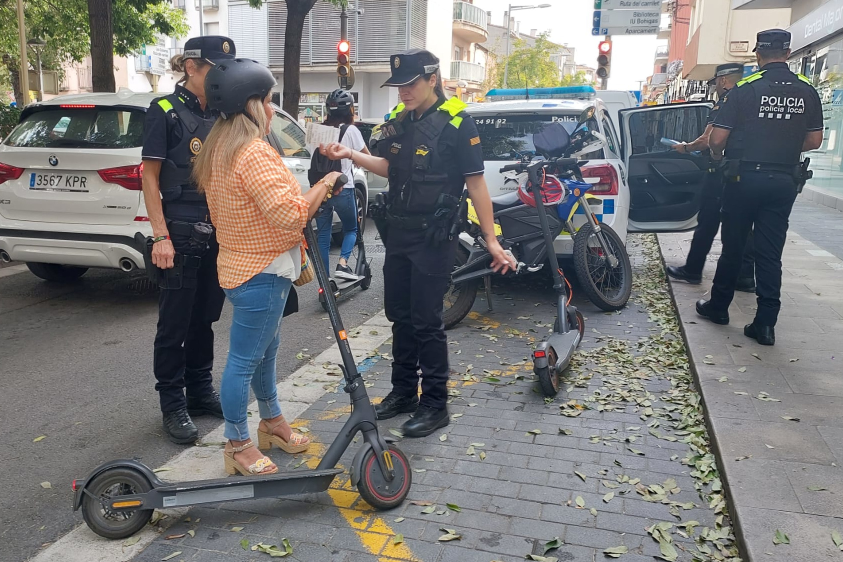 La Policia Local de Salt intensifica el control de patinets elèctrics i interposa 234 denúncies
