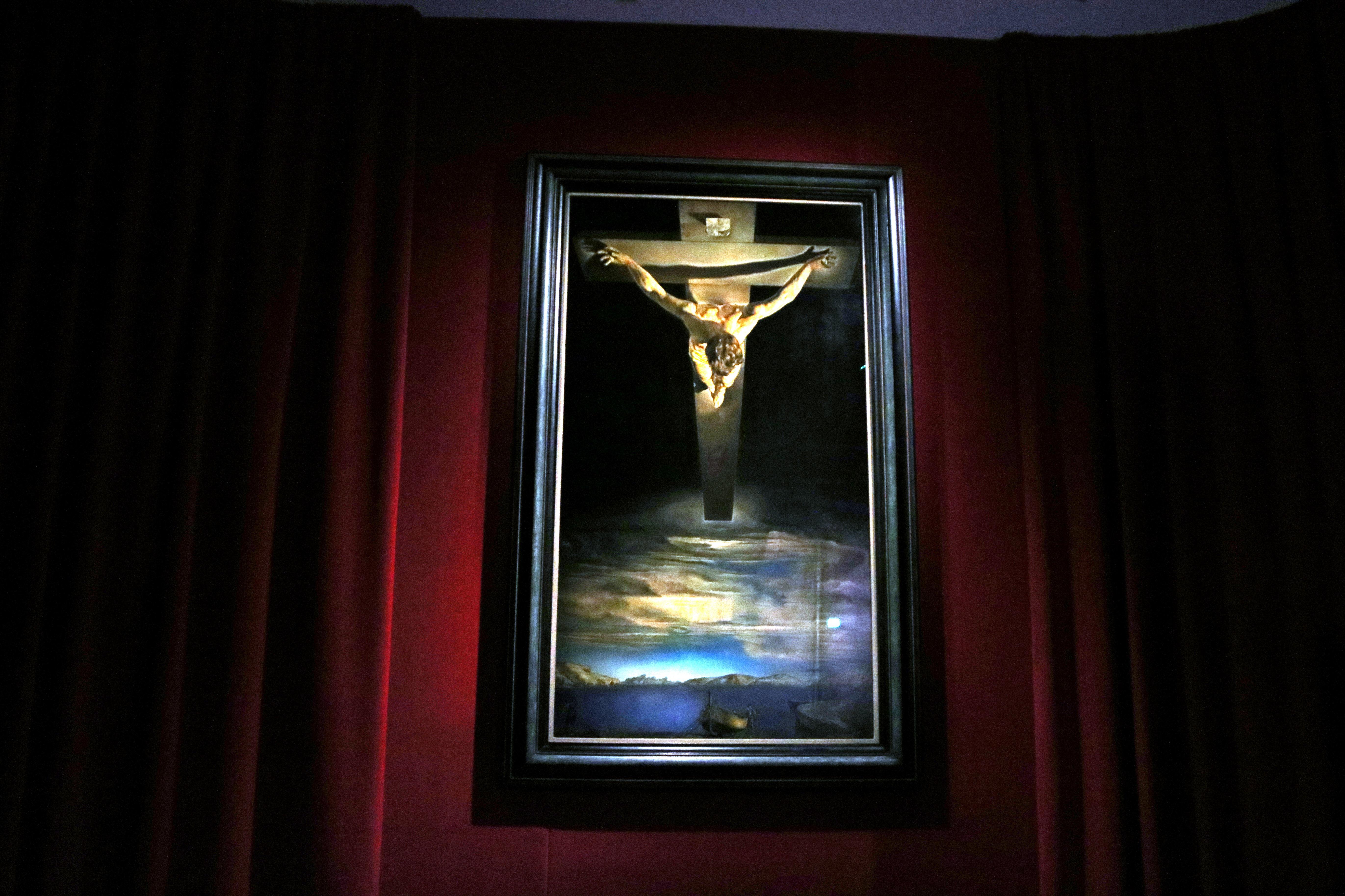 El Museu Dalí mostra ‘El Crist’ en una exposició “única” on dialoga amb ‘La cistella de pa”