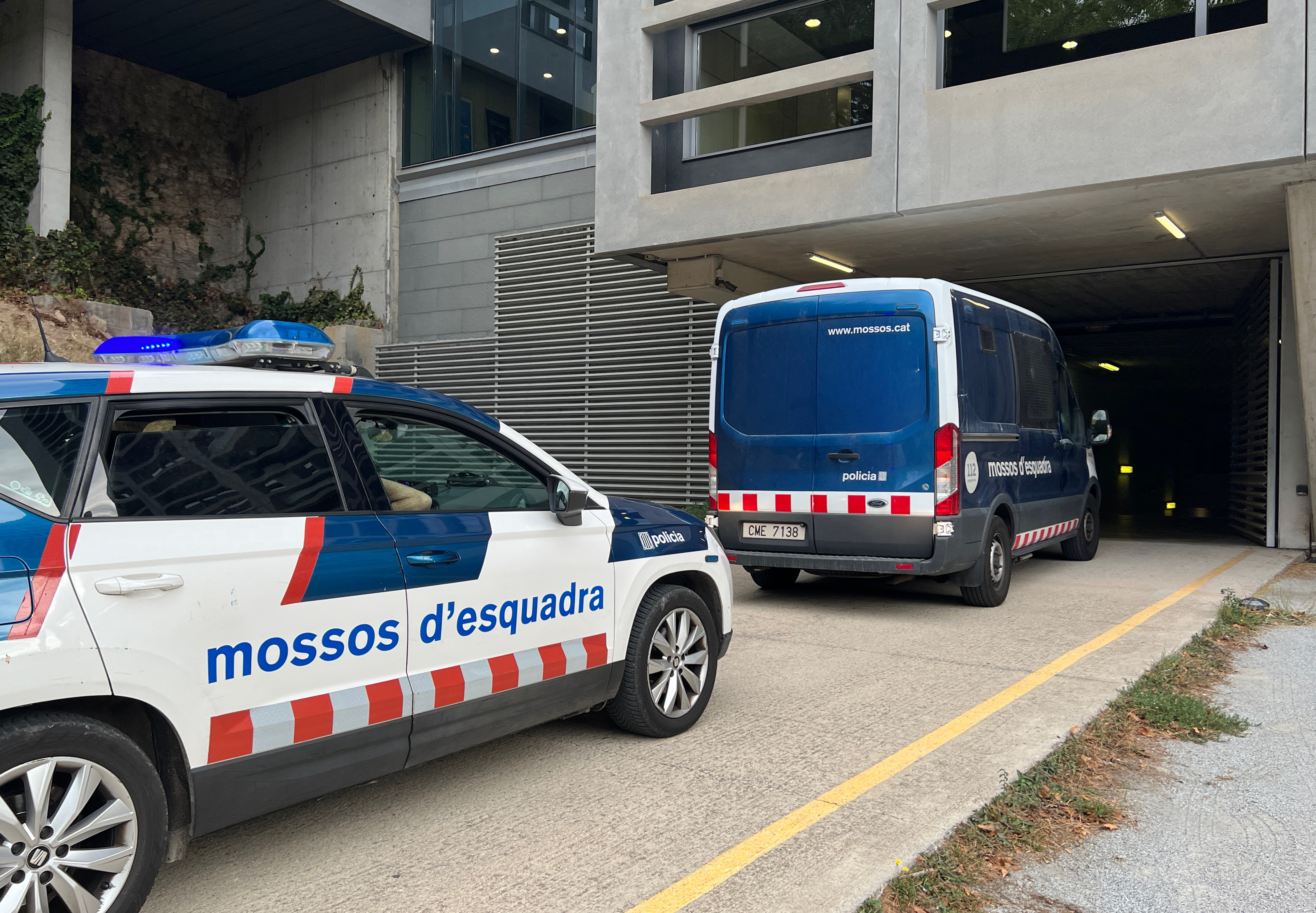 Passen a disposició judicial a Manresa els dotze membres detinguts a Catalunya del grup neonazi Combat 18