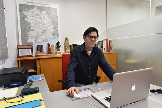 Polèmica per la destitució del director de l’empresa municipal de comunicació de Vilafranca