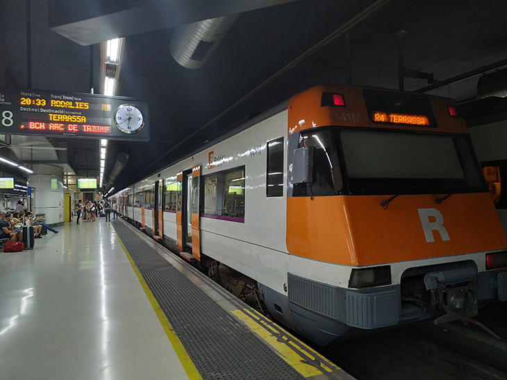 Renfe expedeix prop de 662.000 abonaments gratuïts per a Rodalies i Mitja Distància a Catalunya