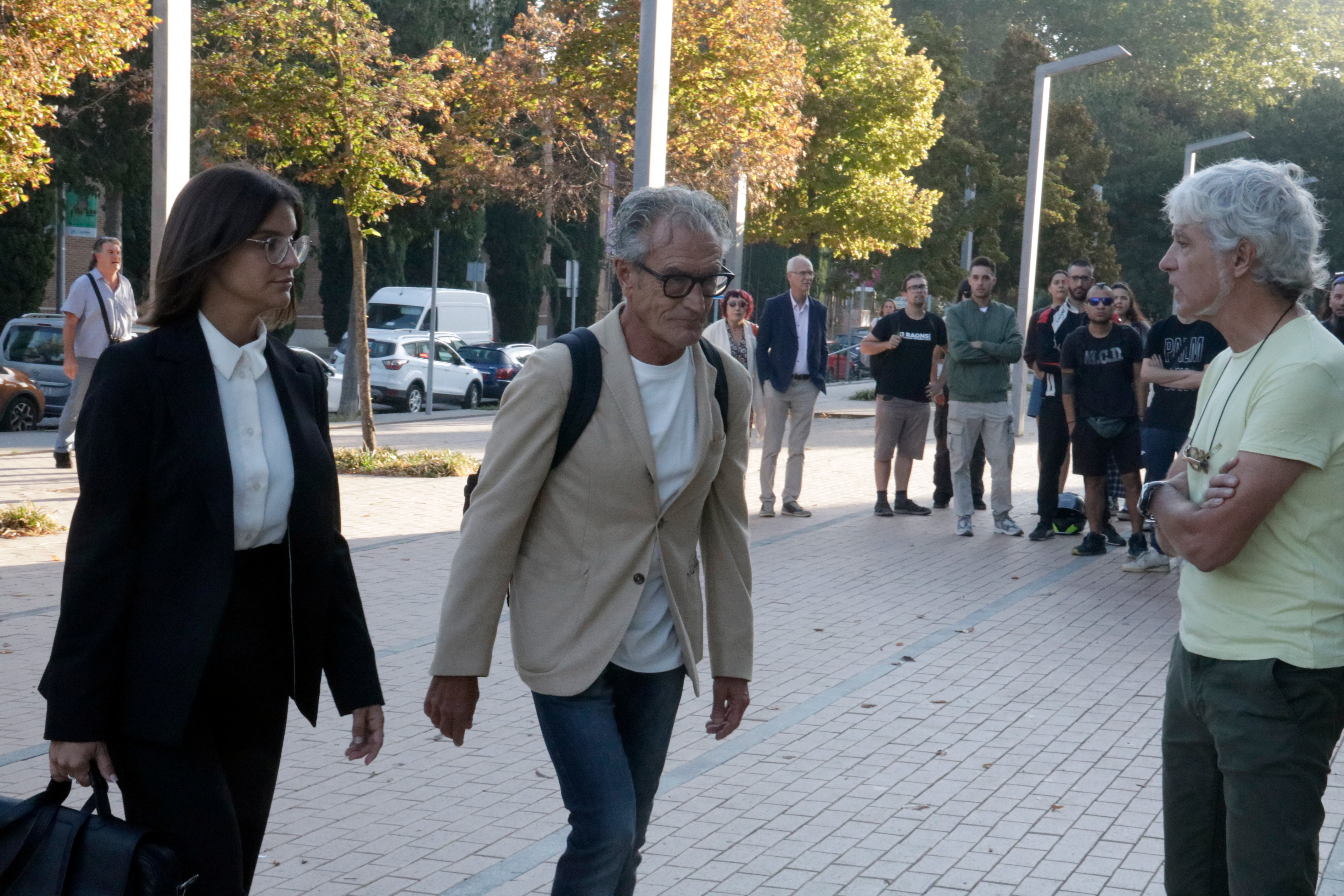 Comença el judici al professor de bateria de Quart que s’enfronta a 48 anys de presó per abusar de cinc alumnes