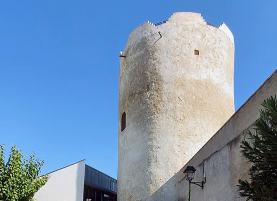La torre medieval de Moja obre portes gratuïtament a les 12h