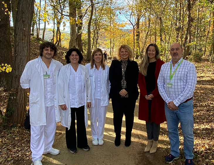 L’hospital d’Olot inaugura el bosc dels Tres Roures amb un itinerari adaptat i un plafó inclusiu