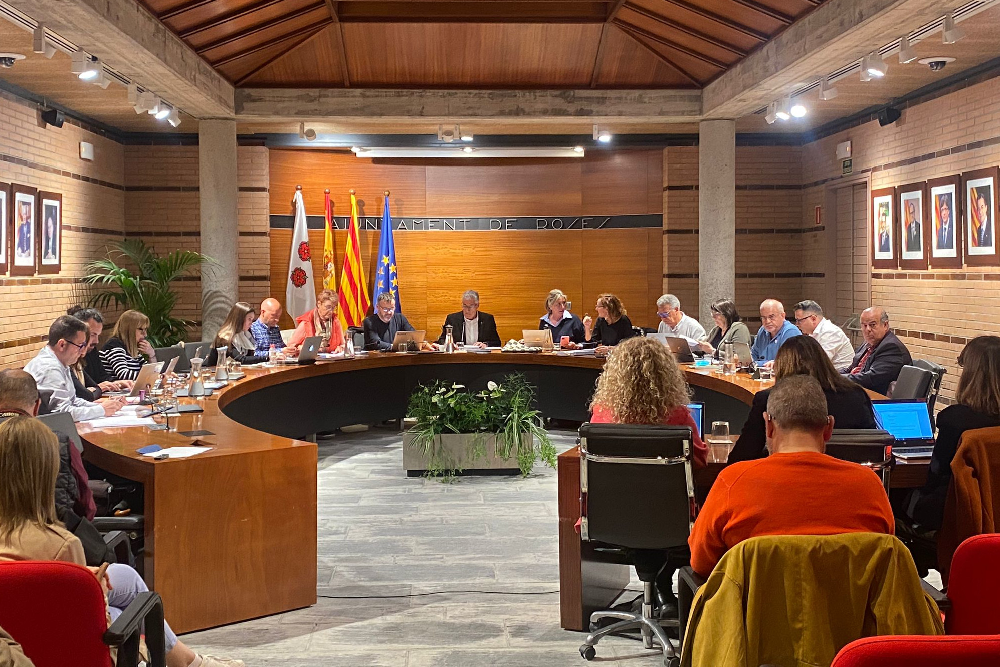 Roses aprova un pressupost de 45,4 MEUR per al 2024 amb 2,2 MEUR en inversions