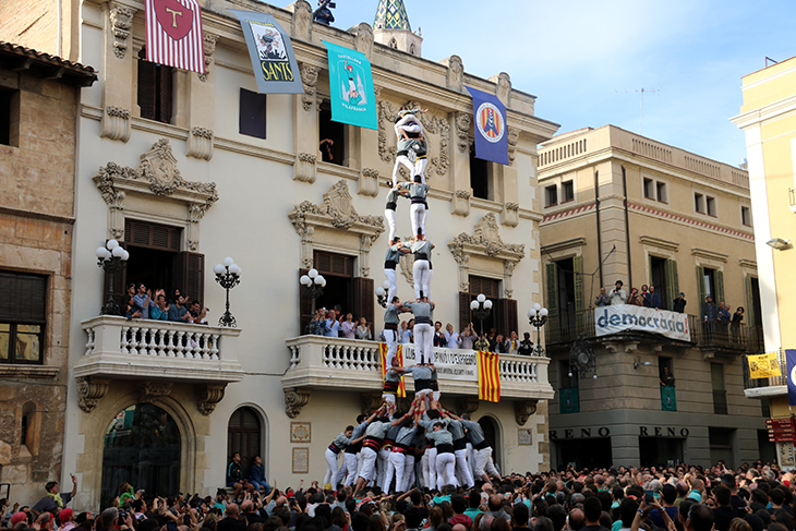 Un 47% dels catalans considera que l’activitat castellera és perillosa, segons el CEO