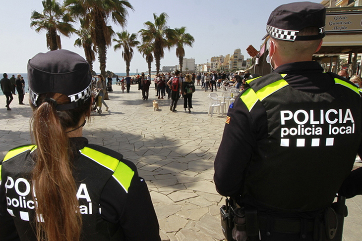 Detenen una dona holandesa a Blanes per segrestar una noia