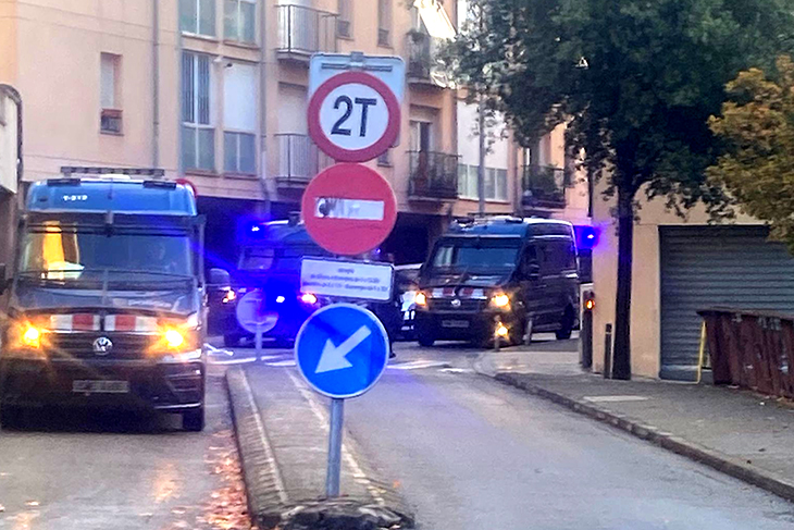 Almenys dos detinguts en un operatiu policial a Olot contra el fonamentalisme gihadista