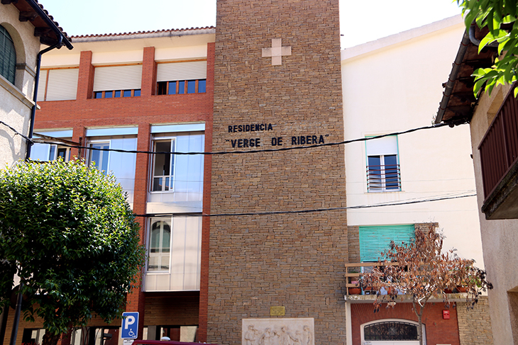 Denuncien al capellà de la Pobla de Segur per quedar-se diners del compte d’un usuari de la residència d’avis
