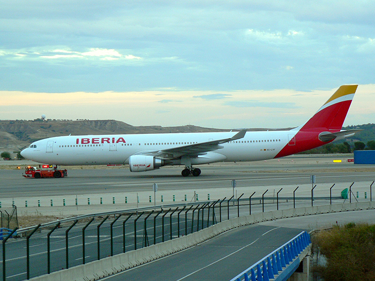 Vaga a Iberia per Nadal per la negativa de la companyia a fer ‘autohandling’ als aeroports on ha perdut la llicència