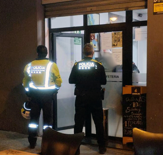 La Policia Local de Vilafranca i els Mossos d’Esquadra inspeccionen un establiment conflictiu al barri de l’Espirall