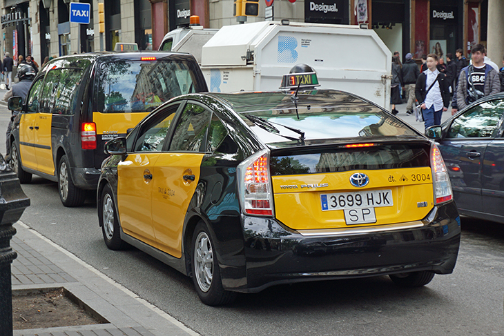 Una taxista de Barcelona denuncia un client per masturbar-se dins del seu vehicle
