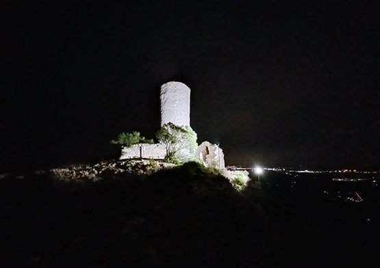 El Castellot apaga els seus llums de forma indefinida
