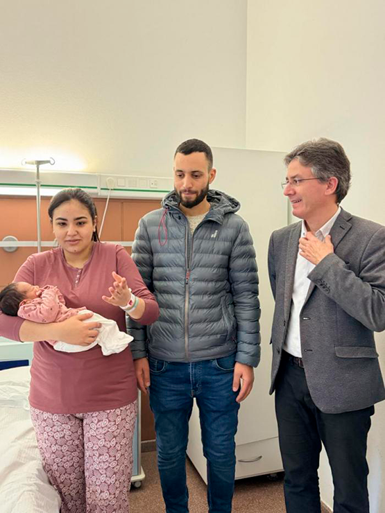 L’Ajuntament dona la benvinguda a la primera vilafranquina de l’any 2024