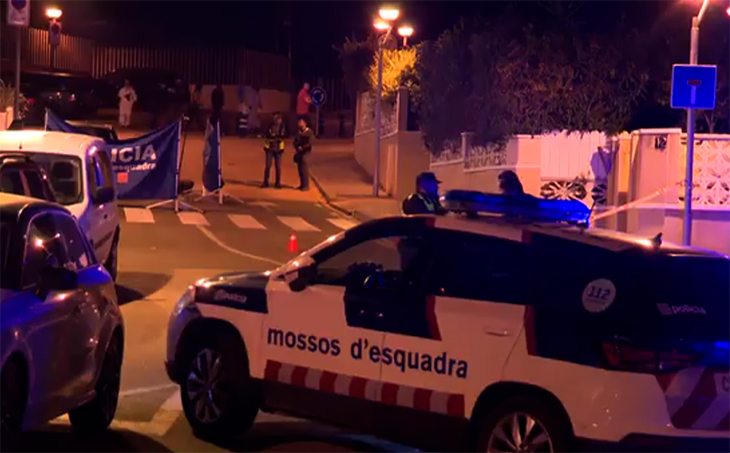 Detingudes 13 persones a França per la seva implicació en l’assassinat de dos rivals en un tiroteig a Salou