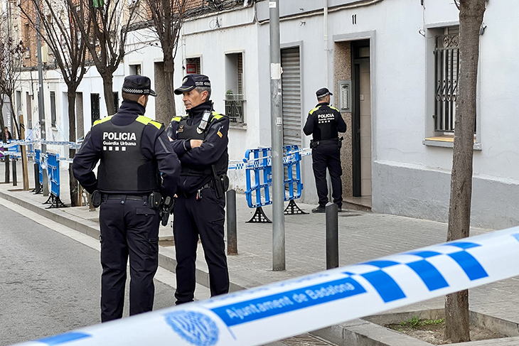 Badalona contracta d’urgència la inspecció dels blocs de l’illa del carrer del Canigó