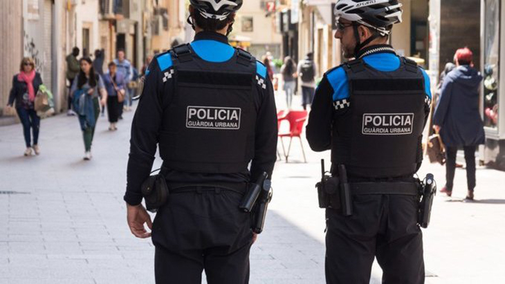 Detinguts a Lleida un home que acabava de robar dins d’un cotxe i un altre que li va recriminar els fets