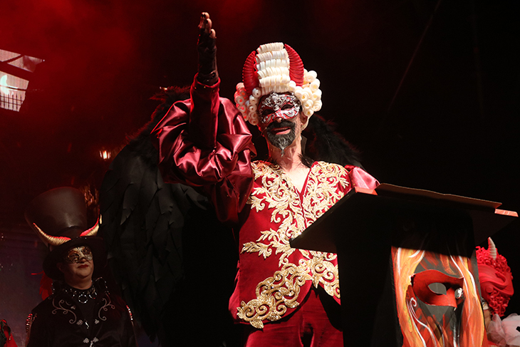 El Carnestoltes proclama una setmana de sàtira, crítica i disbauxa a Vilanova i la Geltrú