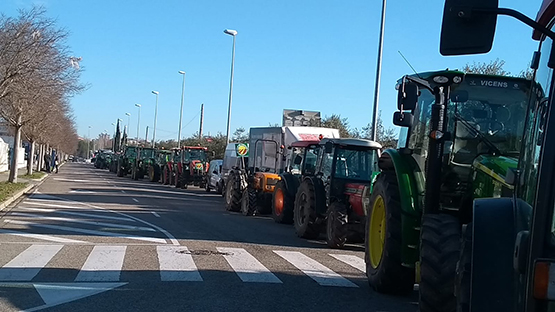 Els pagesos es mobilitzaran demà i tallaran les principals carreteres de Vilafranca