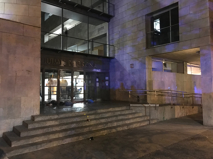 Jutgen el professor d’un centre d’extraescolars de Malgrat de Mar per agredir sexualment a tres alumnes menors d’edat
