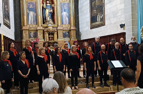 La Coral Laroc i l’Orfeó l’Harpa d’Inca de Mallorca actuen avui a Vilafranca