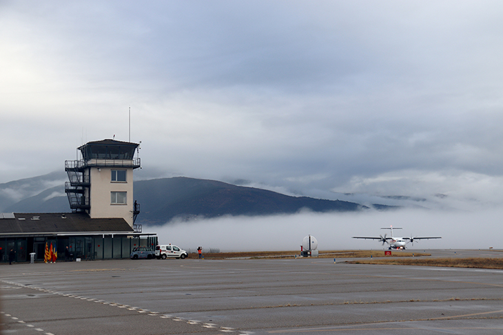 L’aeroport d’Andorra-La Seu planifica una nova zona per a 9 hangars