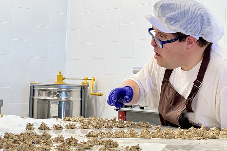 El servei apícola del CEO del Maresme llença el primer producte gourmet: “No volem que es vengui pel rerefons social”