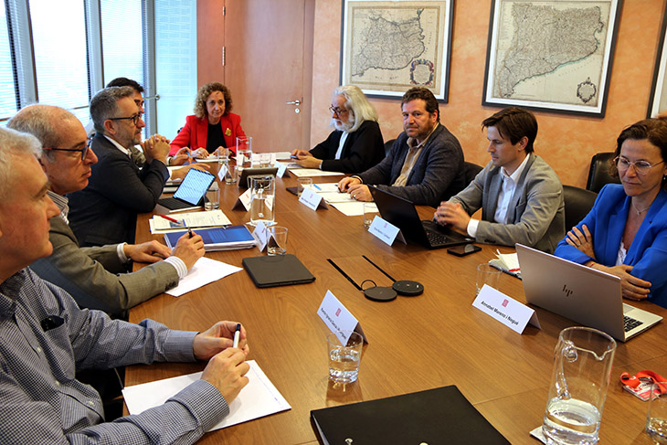 El Govern constitueix la taula dels ports de Catalunya amb l’ull posat en la descarbonització i la xarxa ferroviària