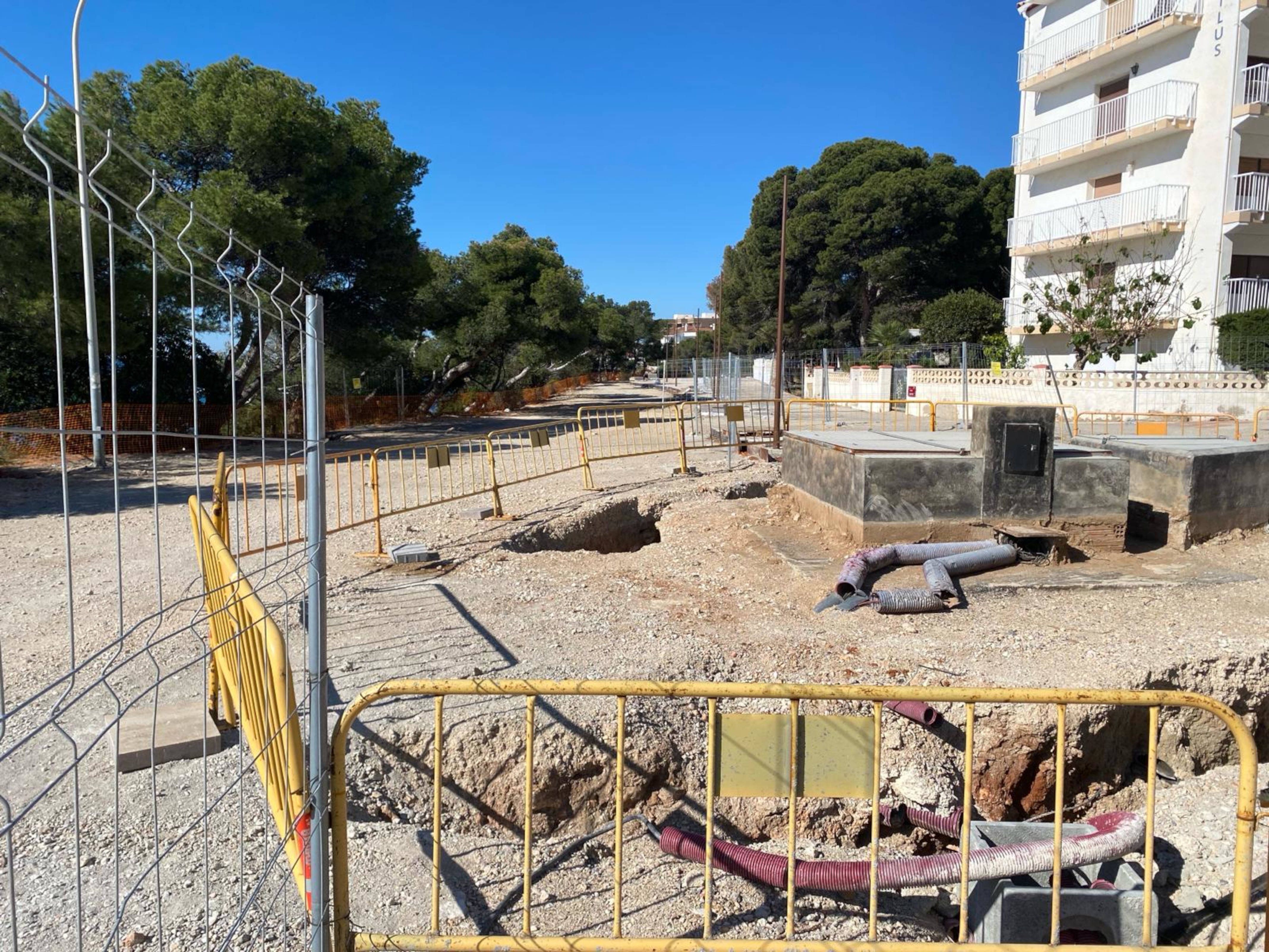 L’Estat es compromet a enllestir les obres del passeig de les Cales de Mont-roig del Camp abans de l’estiu