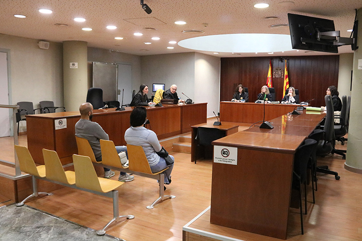 Pacten 3 anys de presó per a un home que va retenir i colpejar un conegut en un magatzem d’Arbeca per un afer de drogues