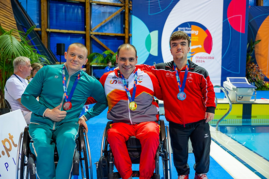 Toni Ponce guanya sis medalles en el campionat d’Europa de natació