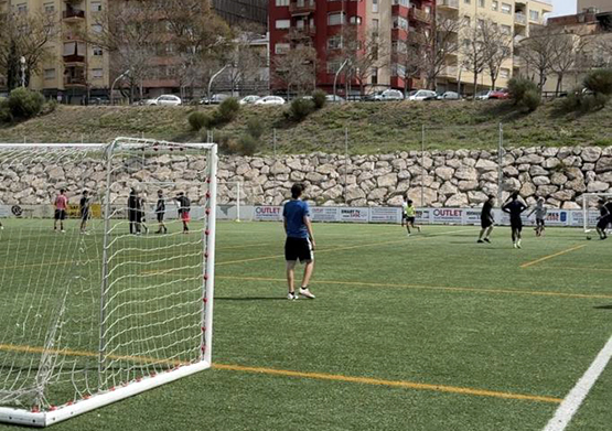Gairebé 2.000 usos en el projecte d’obertura de patis i instal·lacions esportives “De bat a bat” a Vilafranca