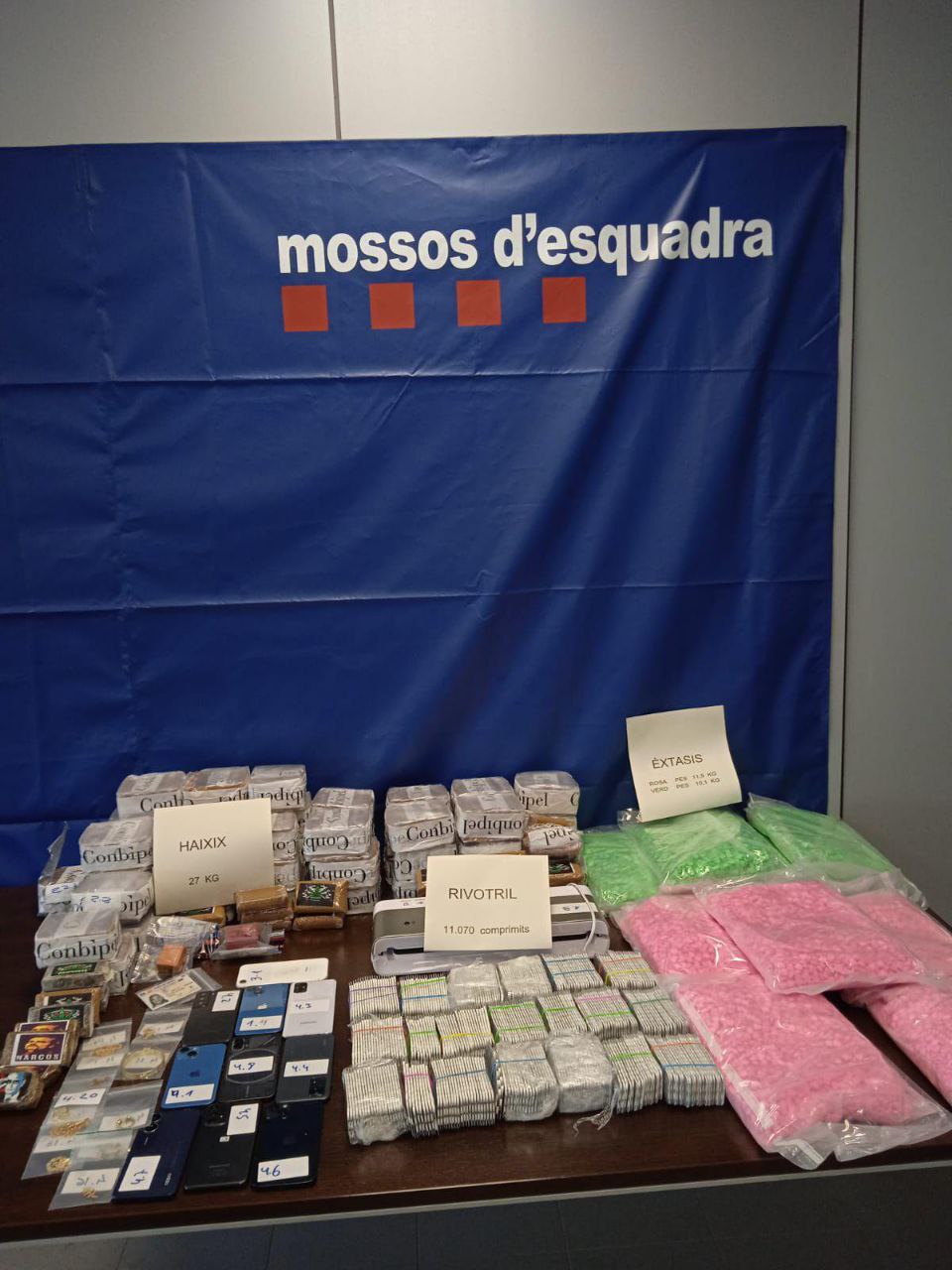 Detingut un home per traficar amb 35.700 pastilles d’èxtasi i 28 quilos d’haixix a Terrassa
