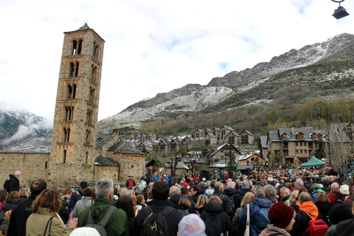 Uns 1.200 cantaires omplen de música el romànic de la Vall de Boí en el marc de la 14a edició del Lleida Canta