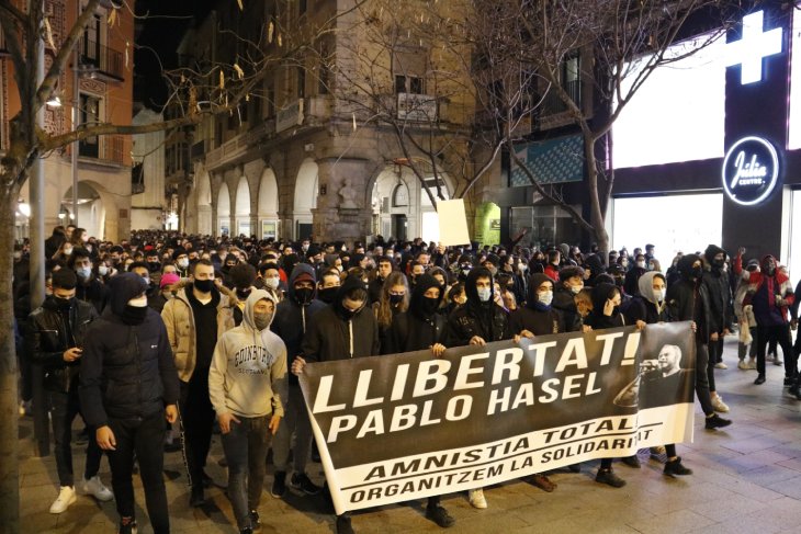Arxivada la causa contra els mossos per la pèrdua d’un ull per projectil de ‘foam’ durant les protestes per Hasél