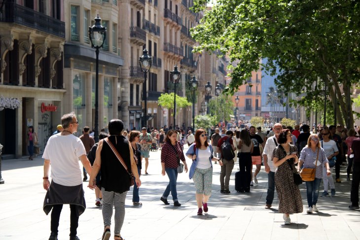 Barcelona enceta el període d’obertura comercial en diumenges i festius a la Zona de Gran Afluència Turística