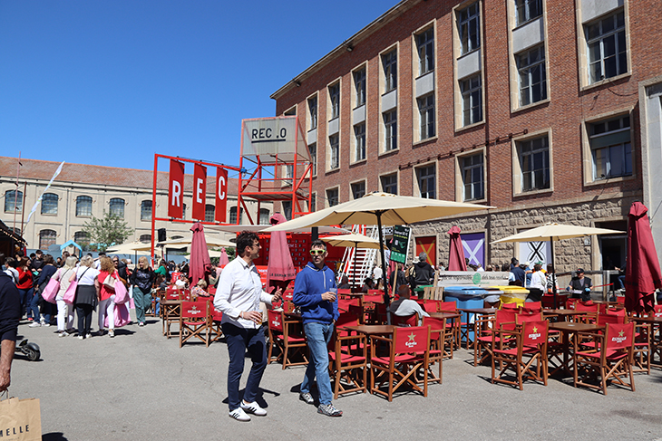El festival de moda Rec.0 d’Igualada reivindica l’experiència de compra presencial davant “l’auge” de la venda online