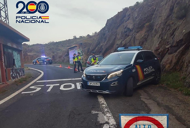 Detingut un home per intentar traslladar a França immigrants en situació irregular a través de Portbou