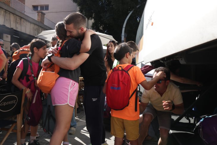 Emoció, nervis i alguna llàgrima entre els participants de les primeres colònies Pere Tarrés d’aquest estiu