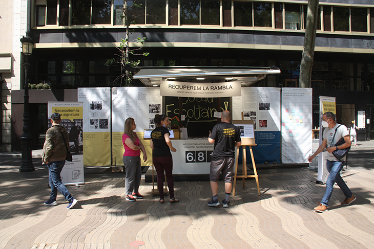 L’Ajuntament de Barcelona desallotjarà els antics ocellaires de la Rambla després que no hagin lliurat les claus