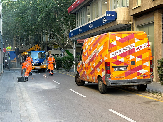 Avui han començat els canvis de senyalització als carrers Cal Bolet  i General Cortijo de Vilafranca