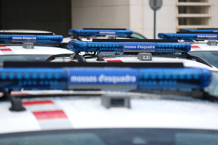 Troben el cadàver d’un home amb indicis de criminalitat en un domicili de les Cases d’Alcanar