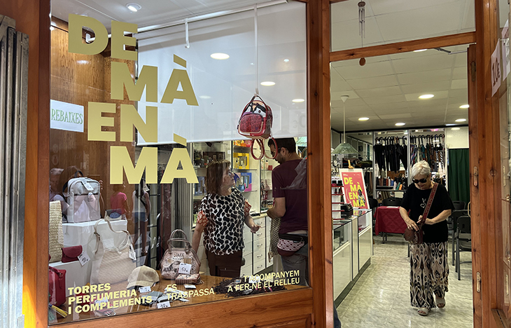 Solsona engega una campanya per garantir el traspàs de negocis que busquen relleu per jubilació