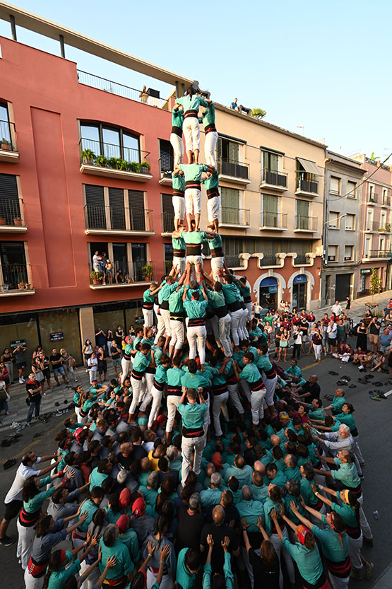 Els Castellers de Vilafranca proven el 3d10fm a l’aniversari de Cal Figarot